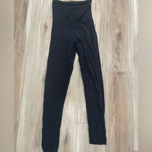 MOTHERHOOD MATERNITY LEGGINGS